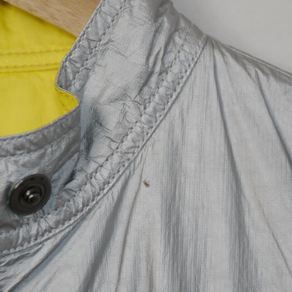 BMW Silver Light Weight Reflective Jacket Size 6 - Picture 7 of 12